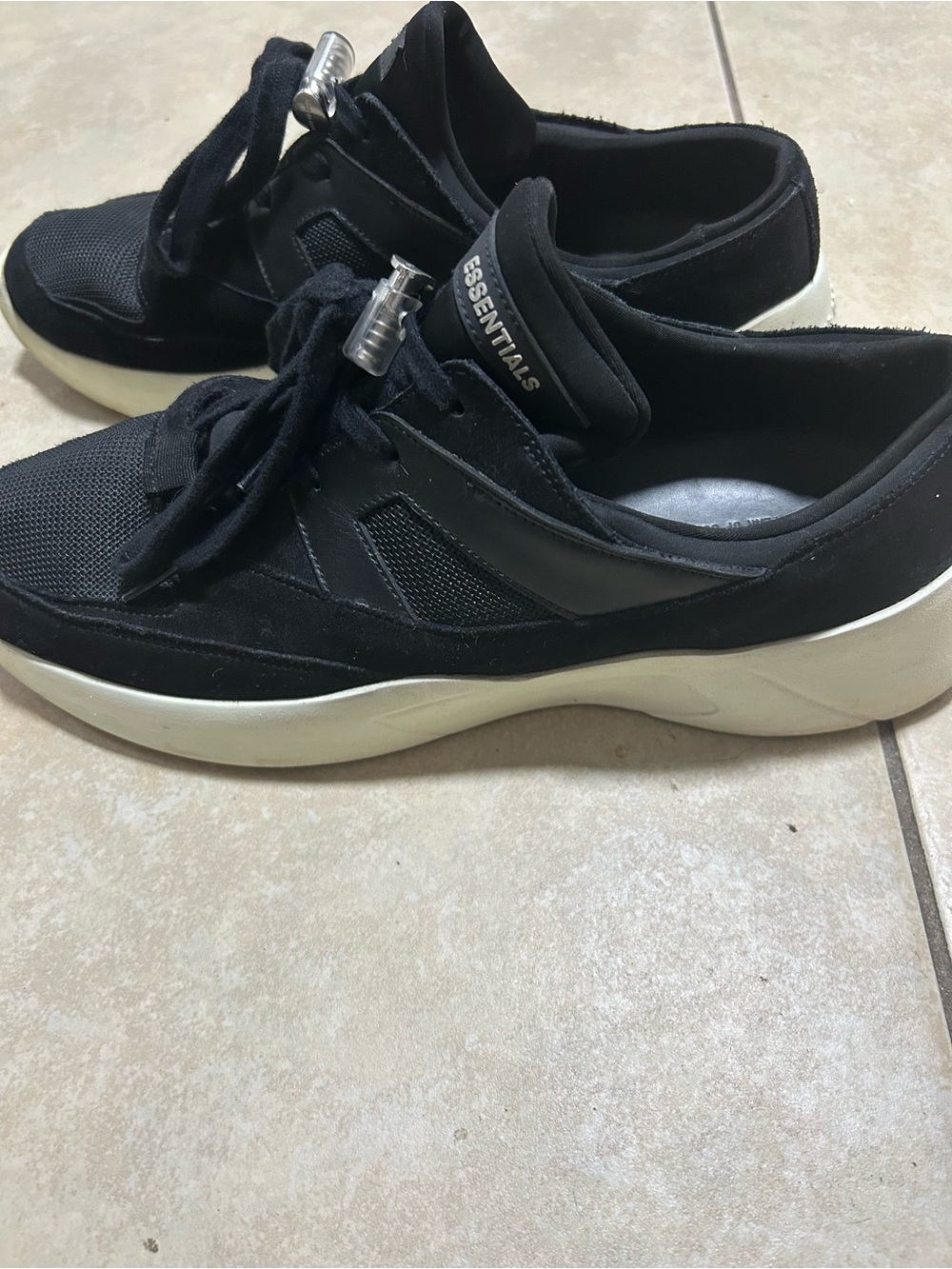 Fear of God Essentials  Men's Black Low-Top Sneakers